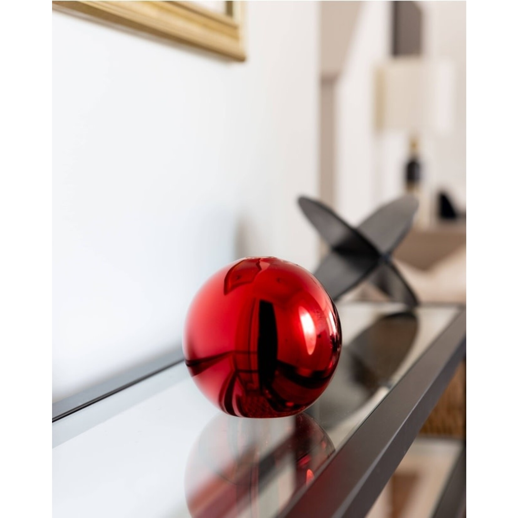 Neva Vase, Red Metallic