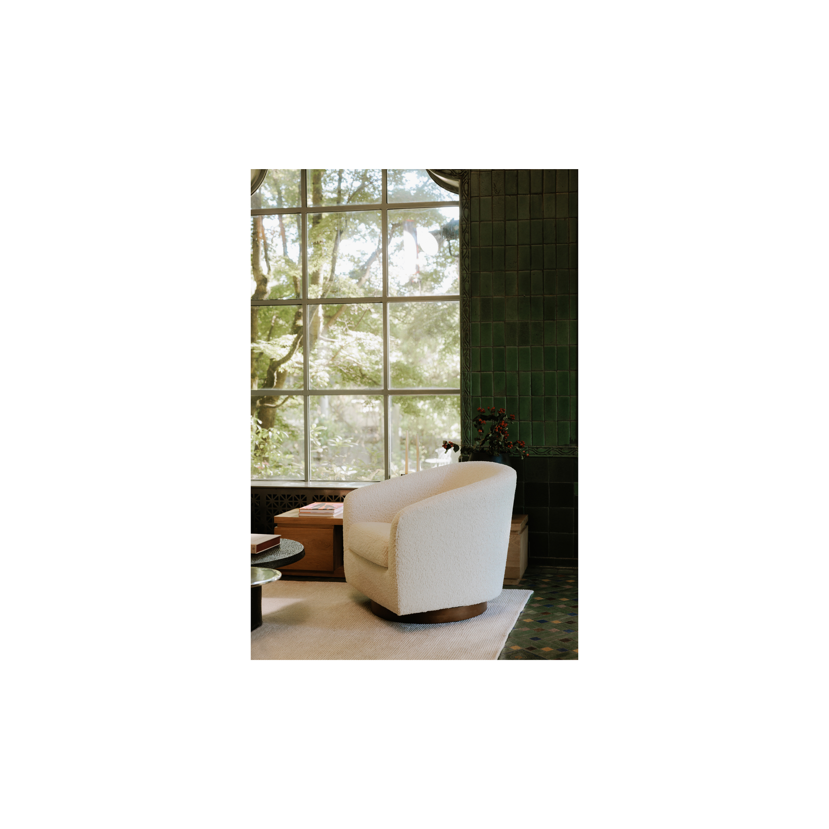 Oscy Swivel Chair - Vegan Shearling White