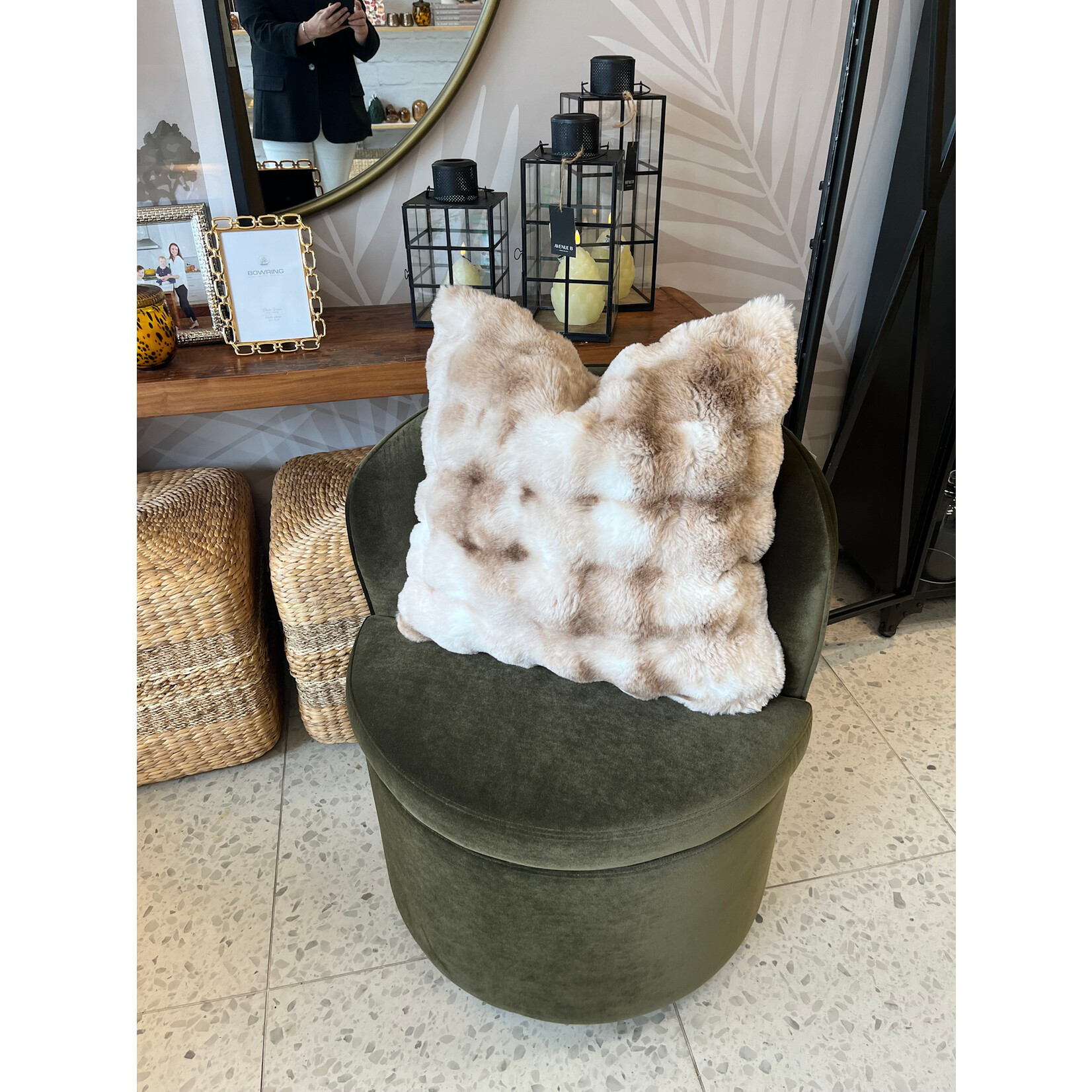 Plush Faux Fur 22 x 22" Pillow - Caramel