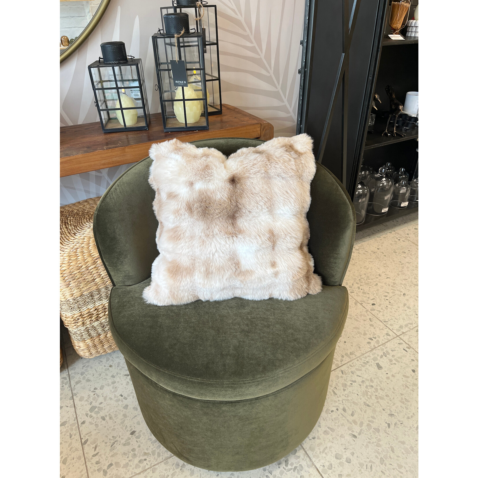 Plush Faux Fur 18" x 18" Pillow - Caramel