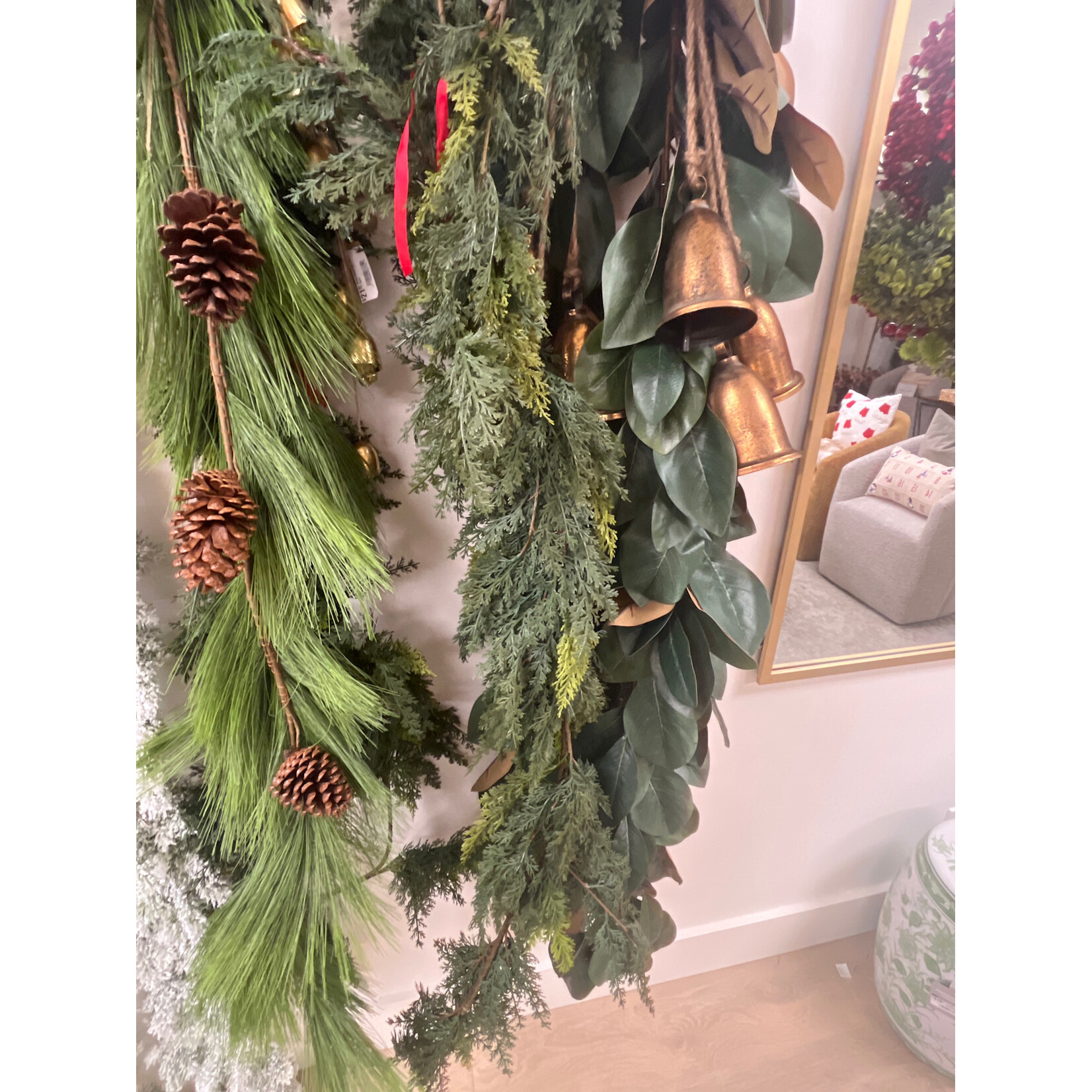 Real Touch Cedar Garland 9'