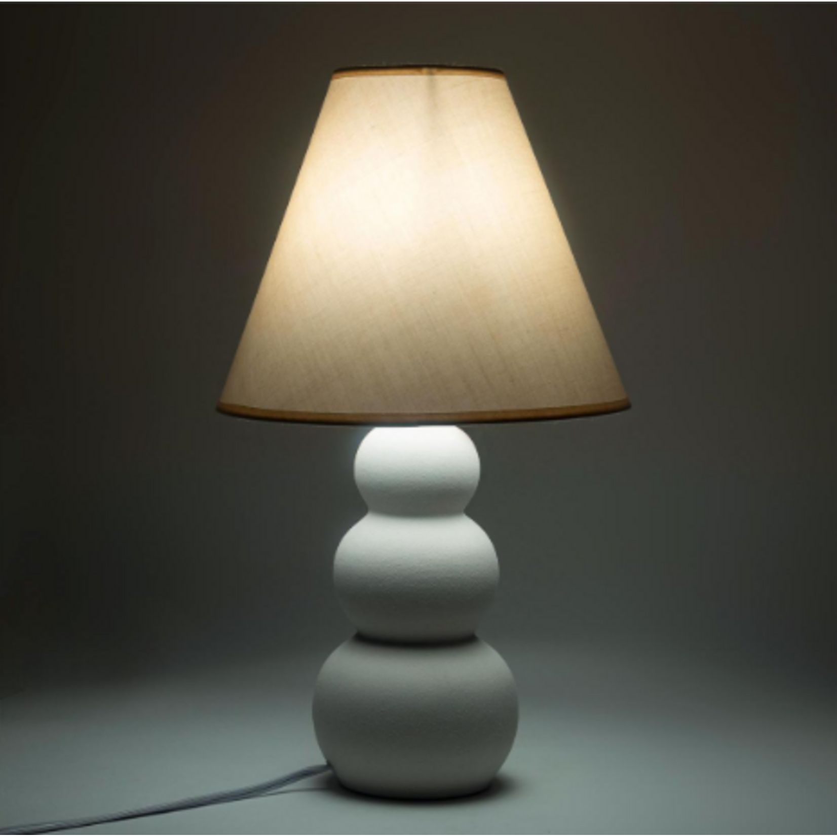 Ceramic Table Lamp w/Shade