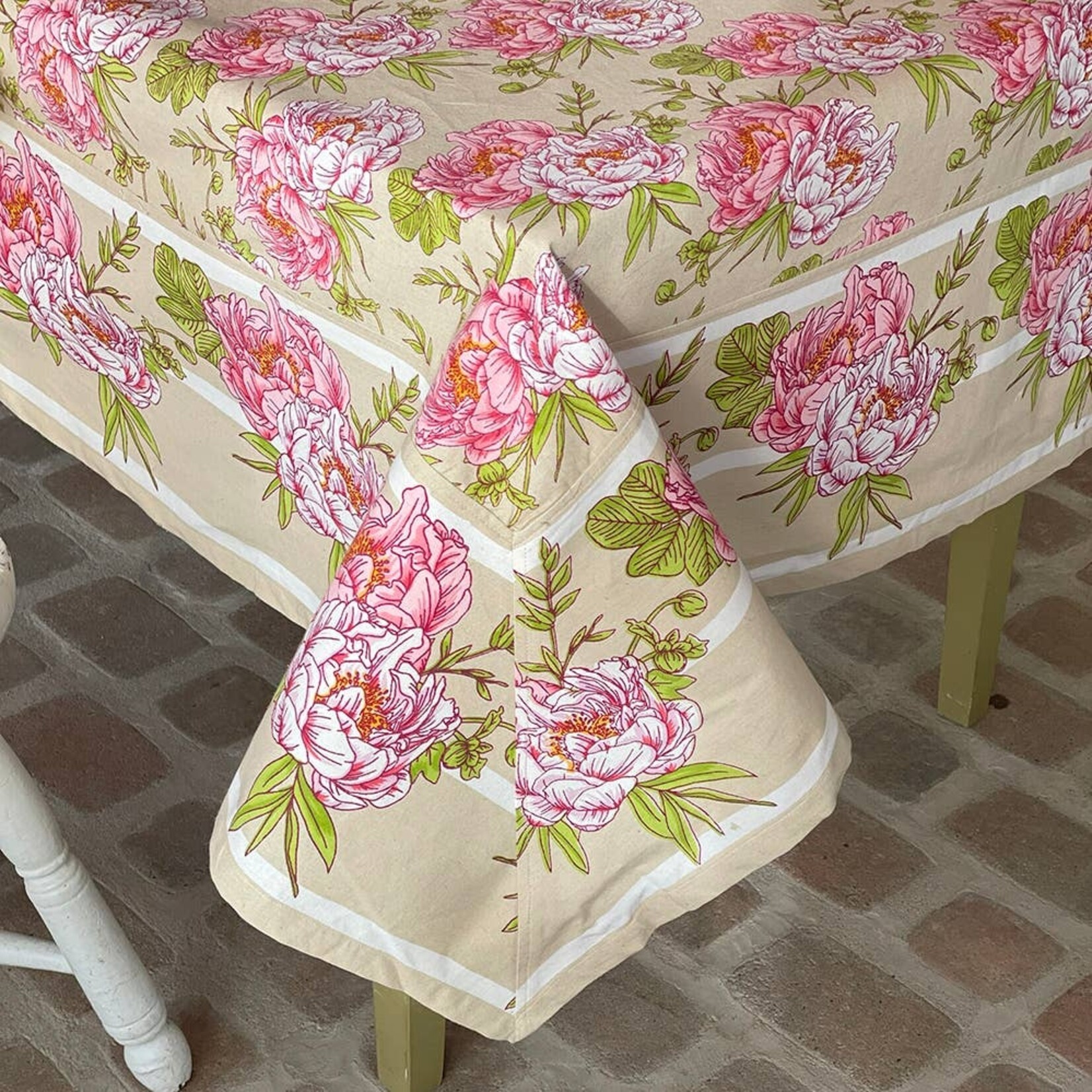 Eloise Tea Stain Tablecloth 60" x 60"