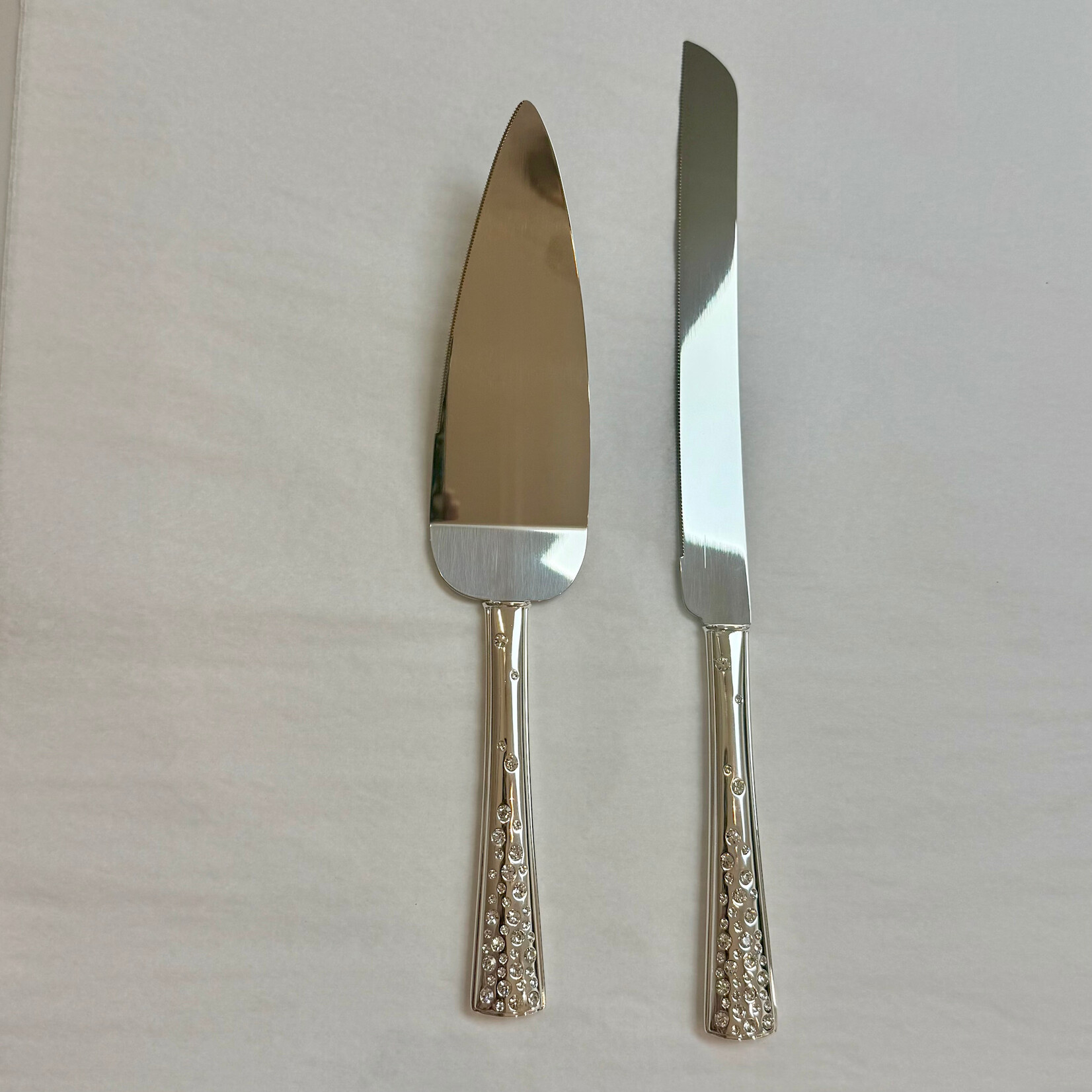 Cherish Crystals Cake Serving Set