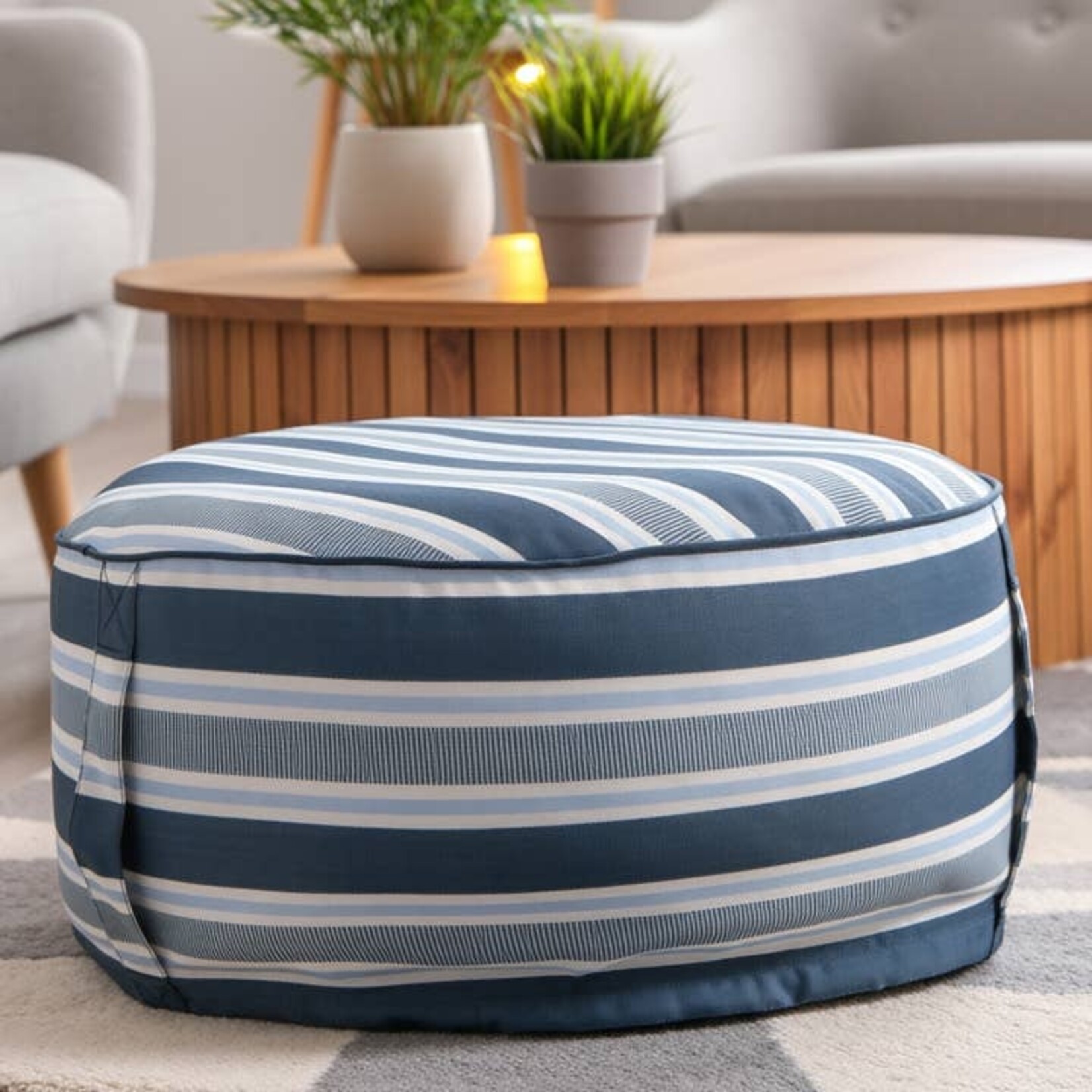Outdoor Inflatable Pouf - Blue lines