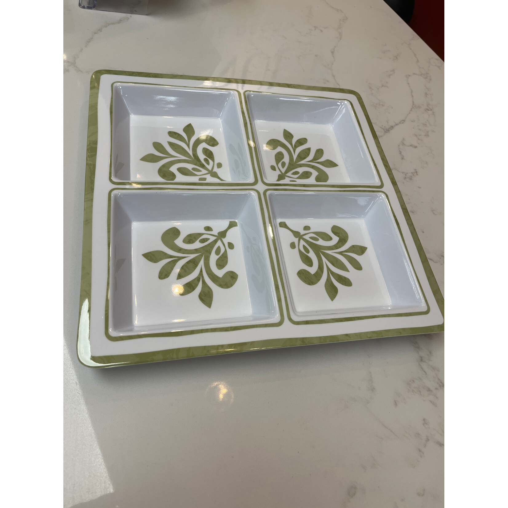 Verde Melamine 4-section