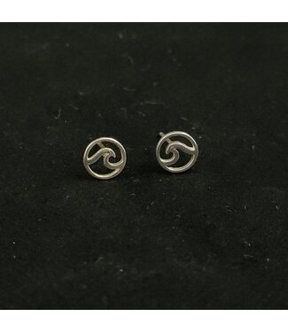 Autumn Designs Wave in Circle Post Earrings S/S