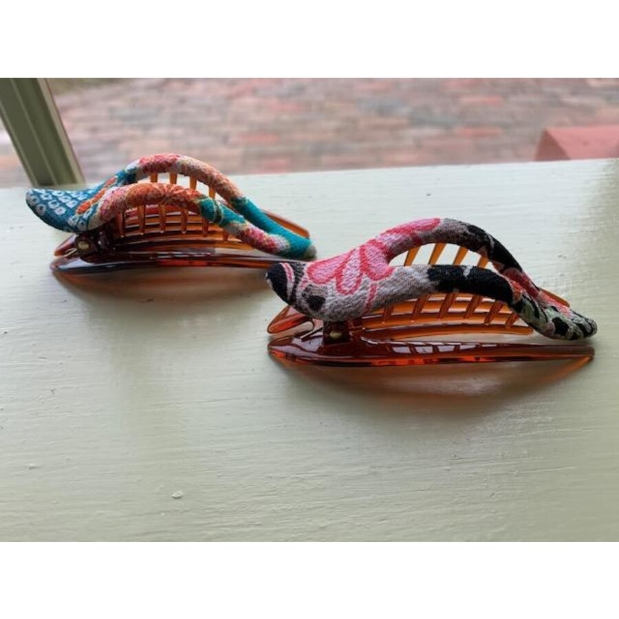 Medium Arch Kimono Hair Clip