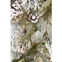 24" Winter Hollow Wreath