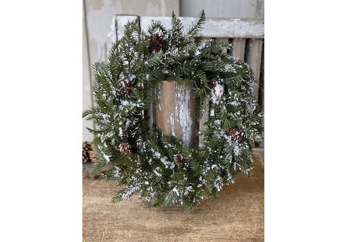  22" Snow Slash Pine Wreath 