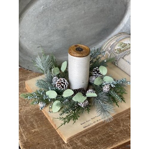  Stonecroft Cedar Candle Ring 