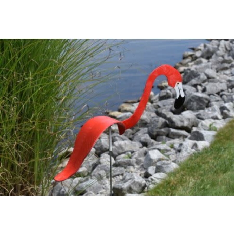 Dancing Lawn Flamingo