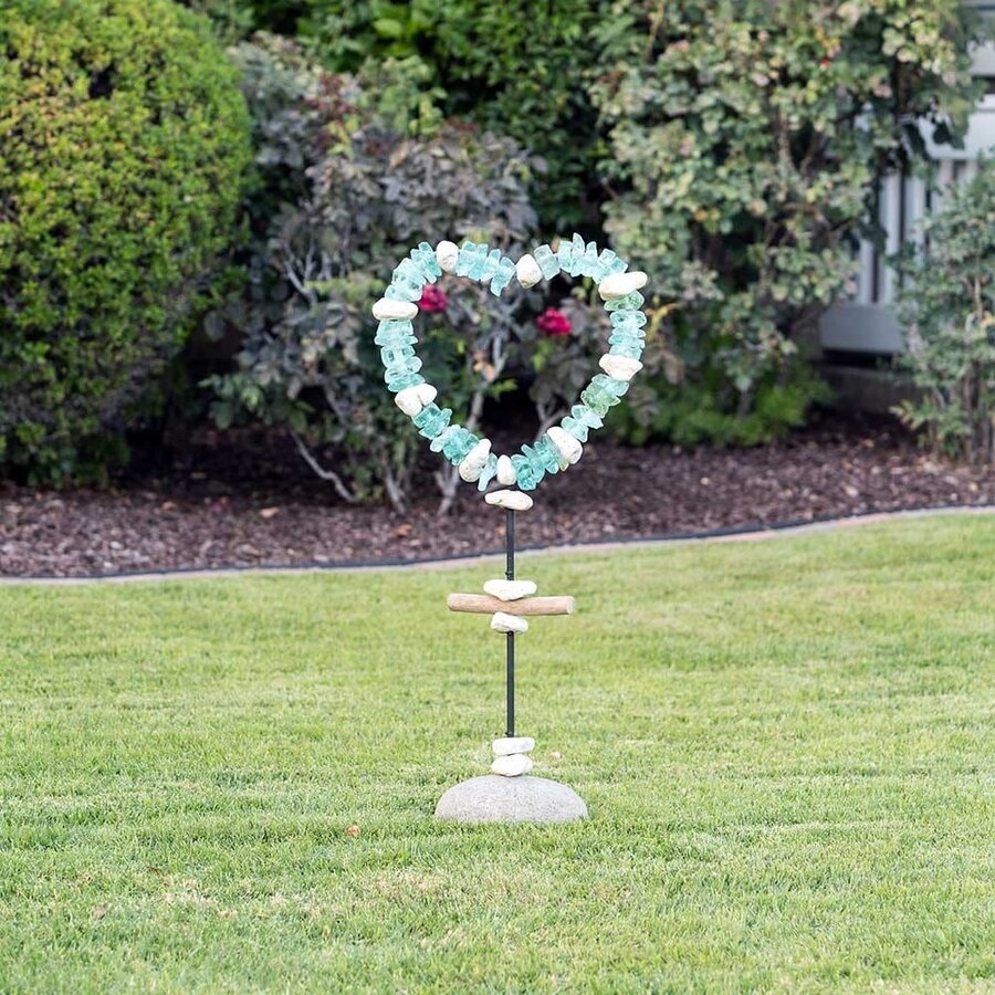 Glass Heart Garden Stand