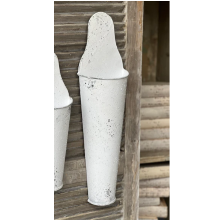 Grace & Grit Wall Bucket