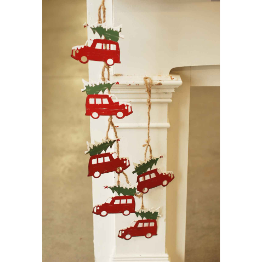 Traveling Tree Garland 4.5'