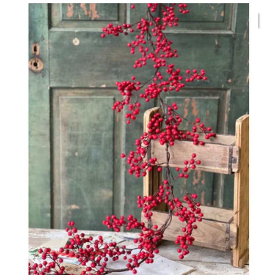 Matte Weatherproof Berry Garland