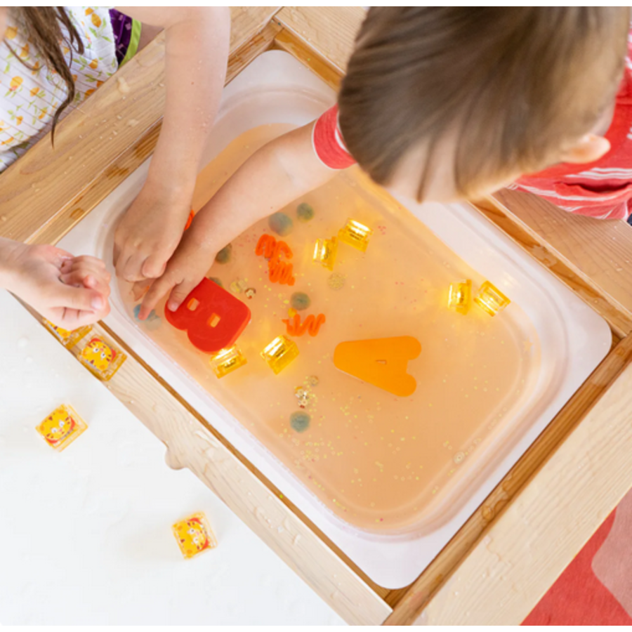 Light-Up Cubes Daniel Tiger