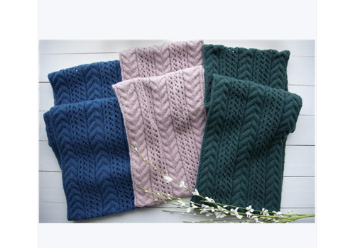  Young's Inc. Knit Scarf 
