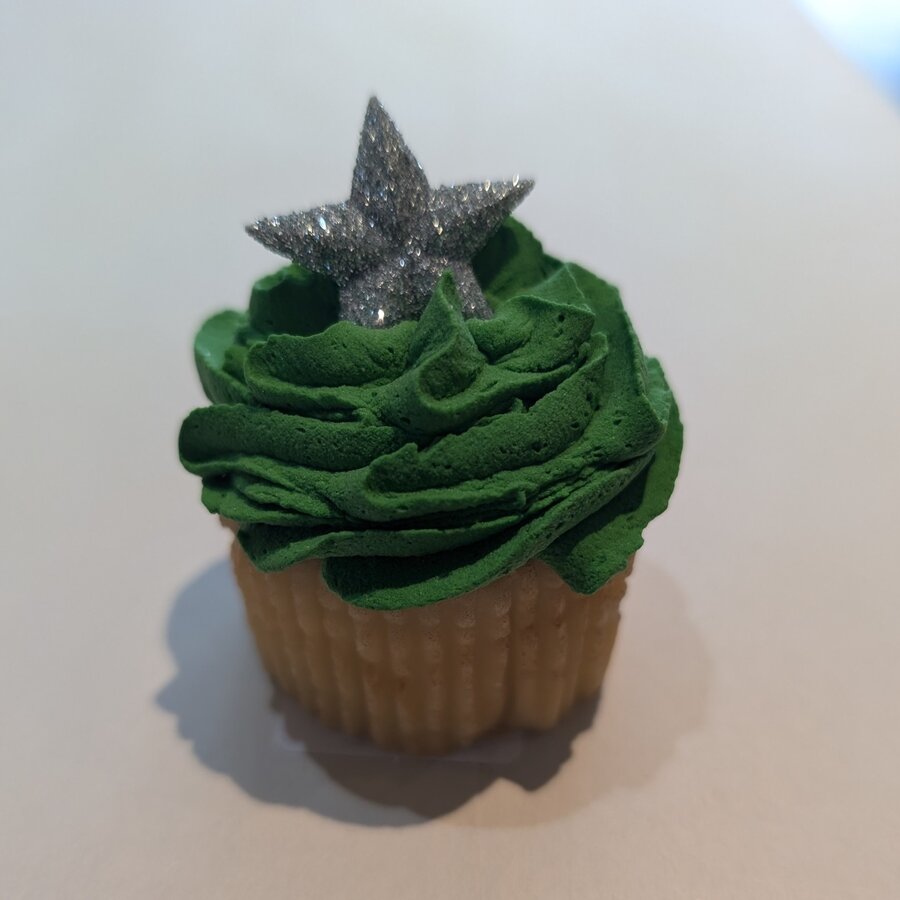Mini Fake Christmas Cupcake