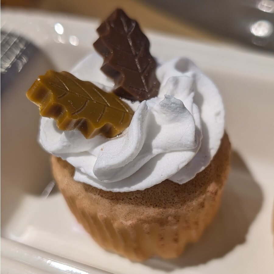 Mini Fake Fall Cupcake