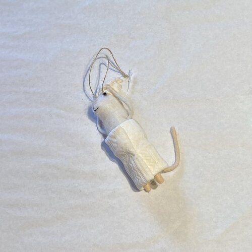  Silver Tree Home & Holiday Felt Mouse in Towel Ornament 