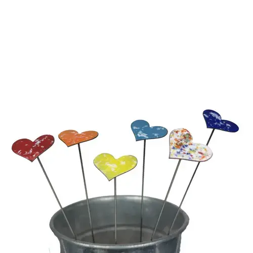  Clever Goods Small Enamel Heart on Stake 