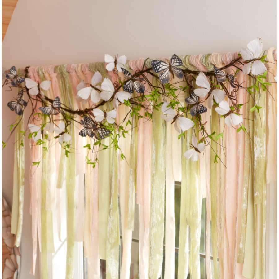 Butterfly Spray 28"