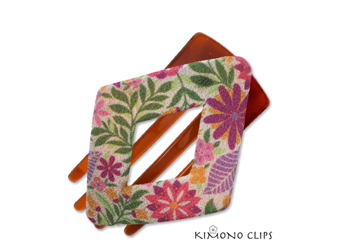  Annie Loto Studios Large Diamond Clip Kimono 