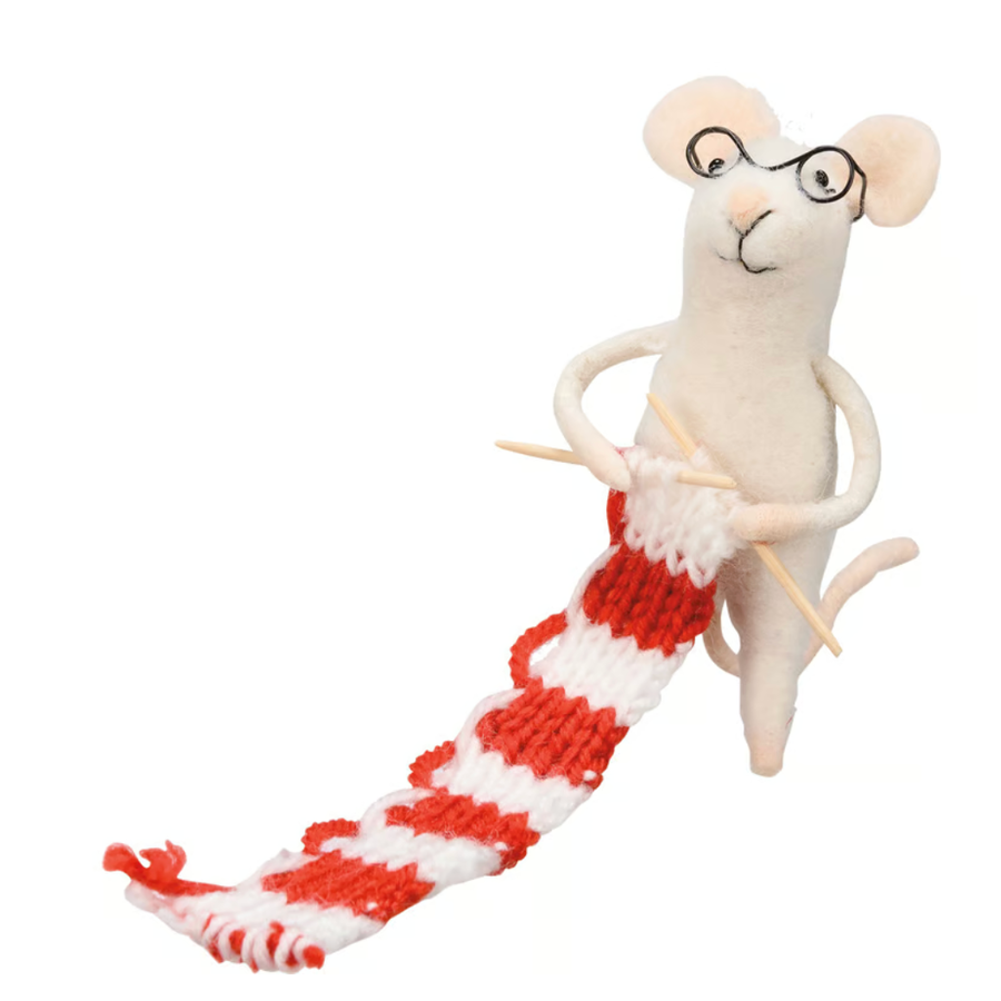 Knitting Mouse Critter