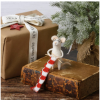Knitting Mouse Critter