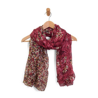 Magenta Falling Daisies Scarf