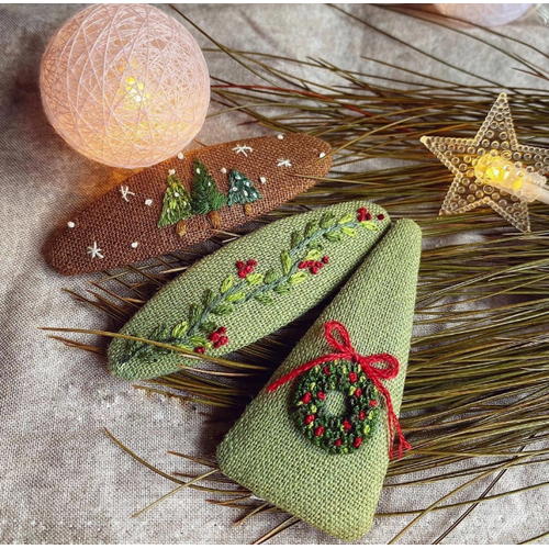  Quince Fables Wreath & Nuts Embroidered Hair Barrette 