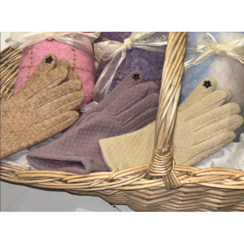  Young's Inc. Textured Gloves with Bow 