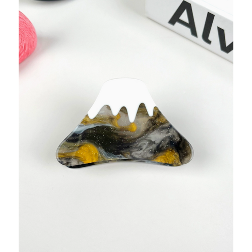  TheDivaSoap Snow Mountain Claw Clip Grey 