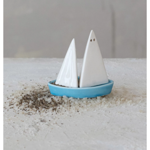  Creative Co-Op Stoneware Sail Shaped Salt & Pepper Shaker Set 