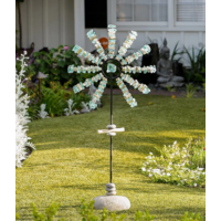 Sun Ray Garden Stand