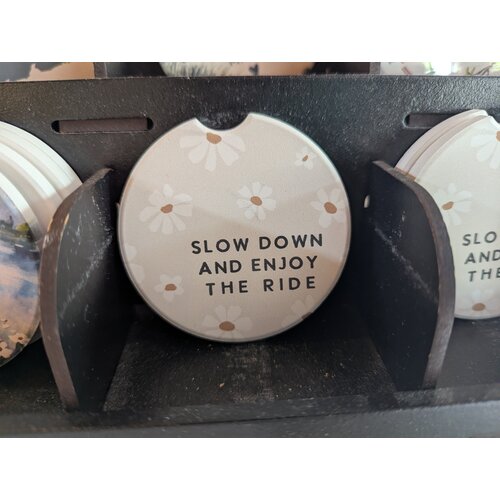  Sincere Surroundings Slow Down Enjoy Daisies Car Coaster 