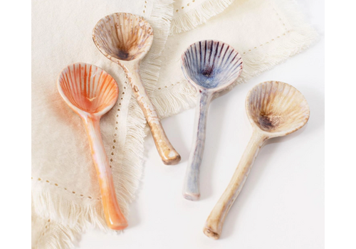  Audrey's Home & Gift Stoneware Scallop Shell Spoon 