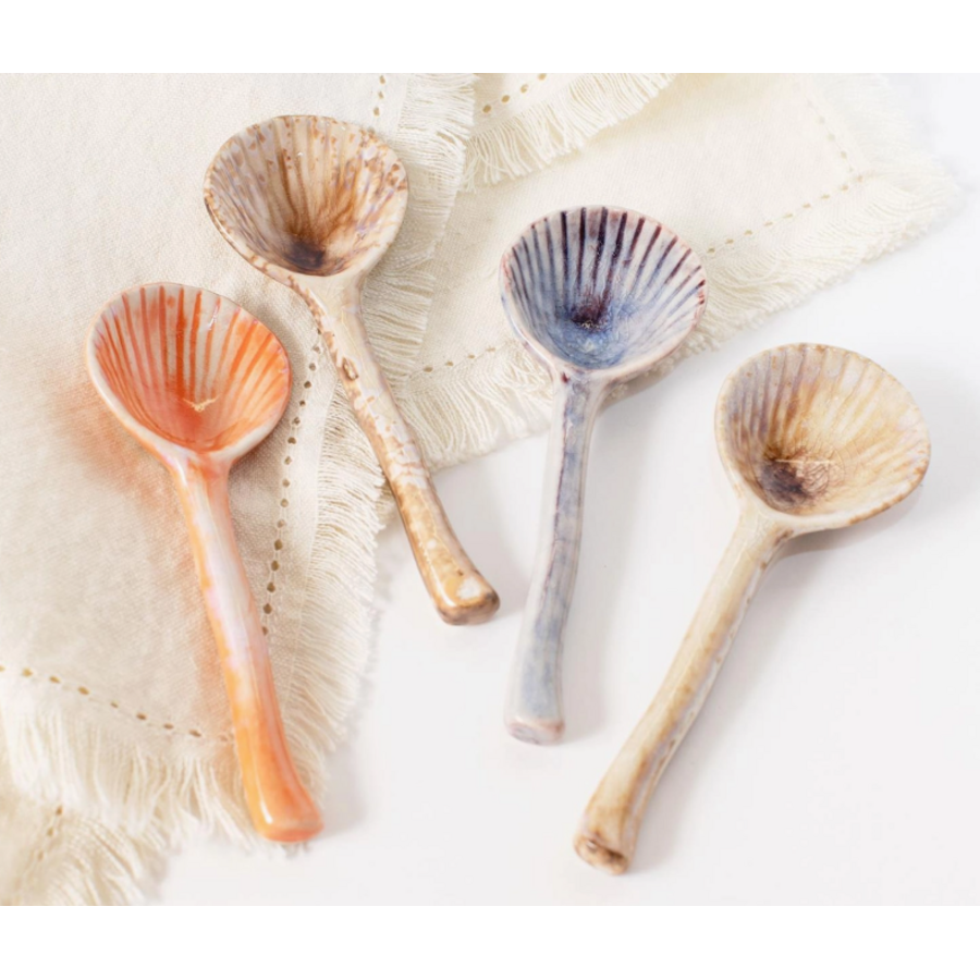 Stoneware Scallop Shell Spoon