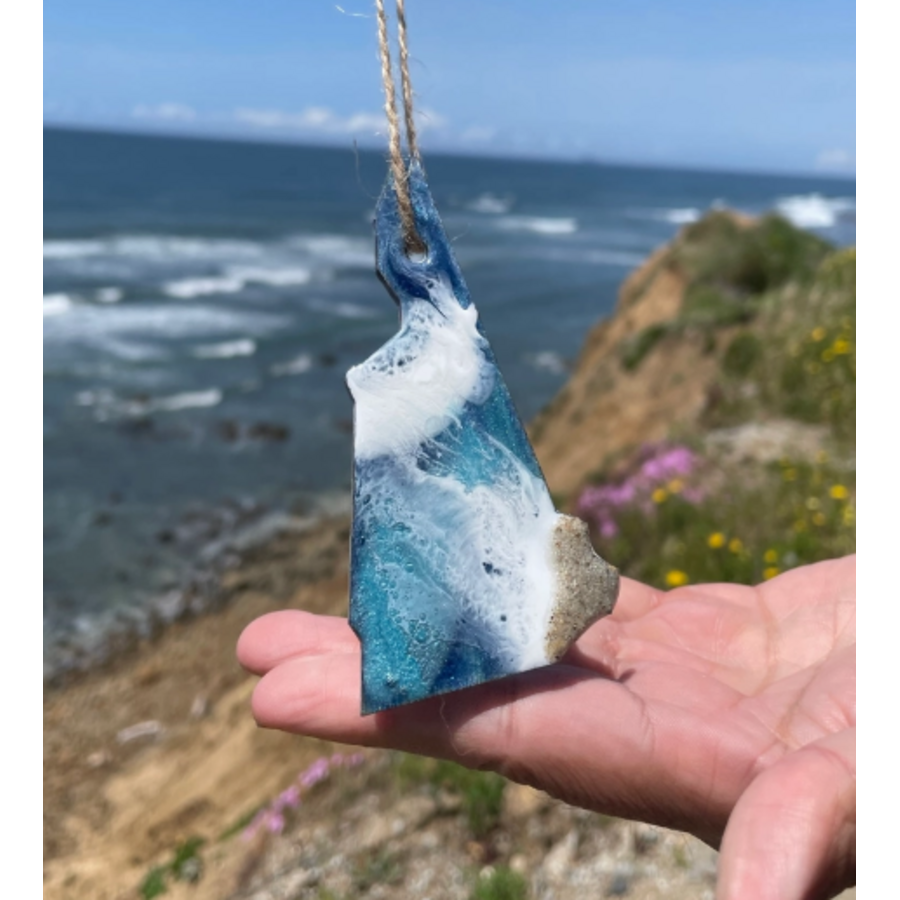 NH State Ocean Ornament with Sand