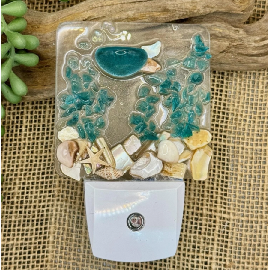 Coastal Night Light Beachy Fish