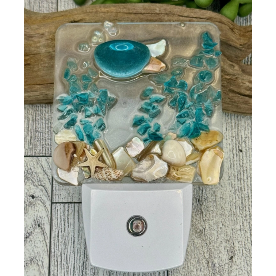 Coastal Night Light Beachy Fish