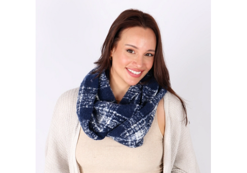  David and Young Infinity Plaid Woven Scarf 