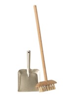 Maileg Maileg - Miniature broom set - 11-0301-00