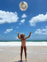 Sunnylife S51BBCBG Inflatable Beach Ball Cotton Candy Glitter