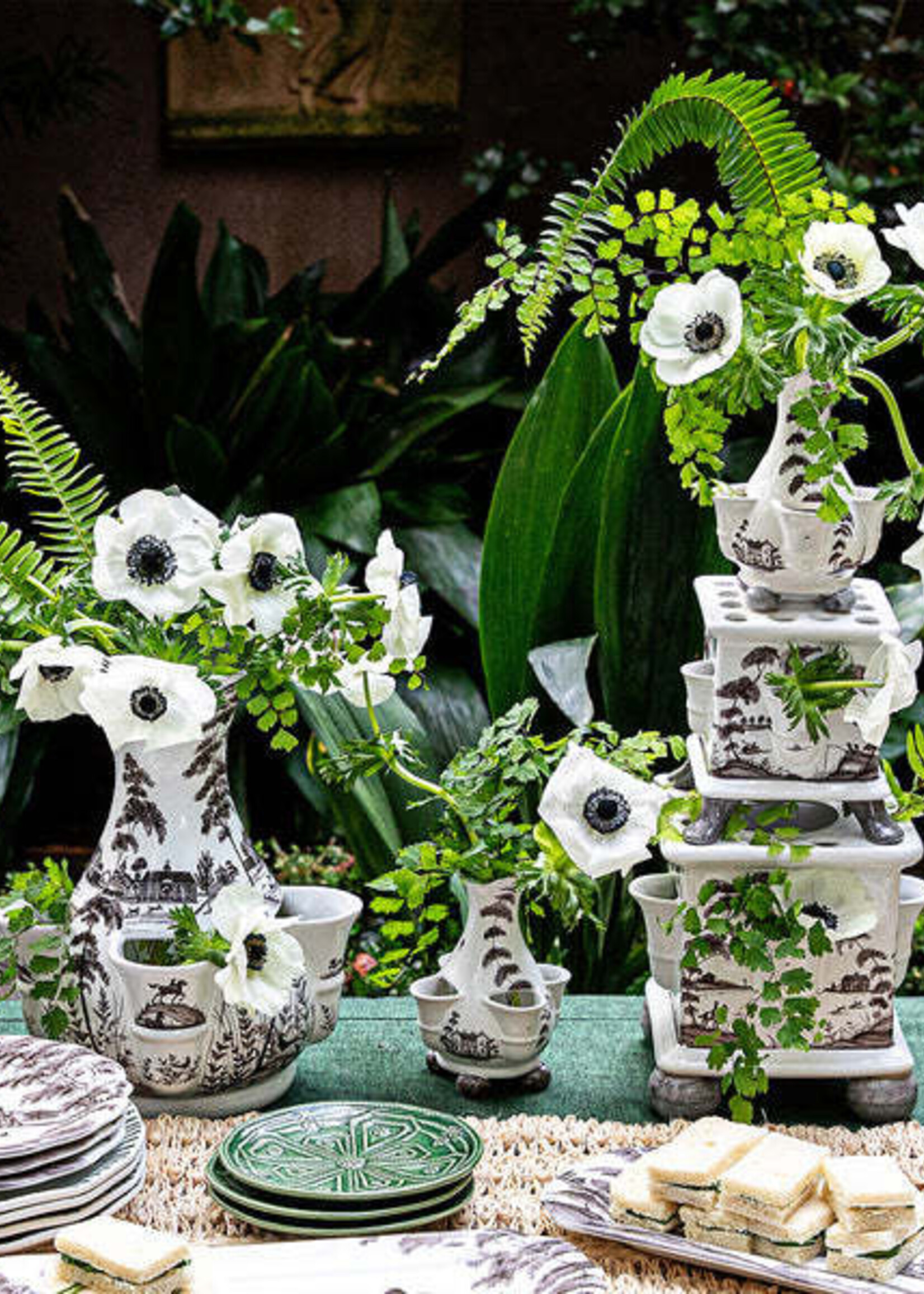 Juliska CE91/94 Country Estate 11.5" Tulipiere Vase- Flint Grey