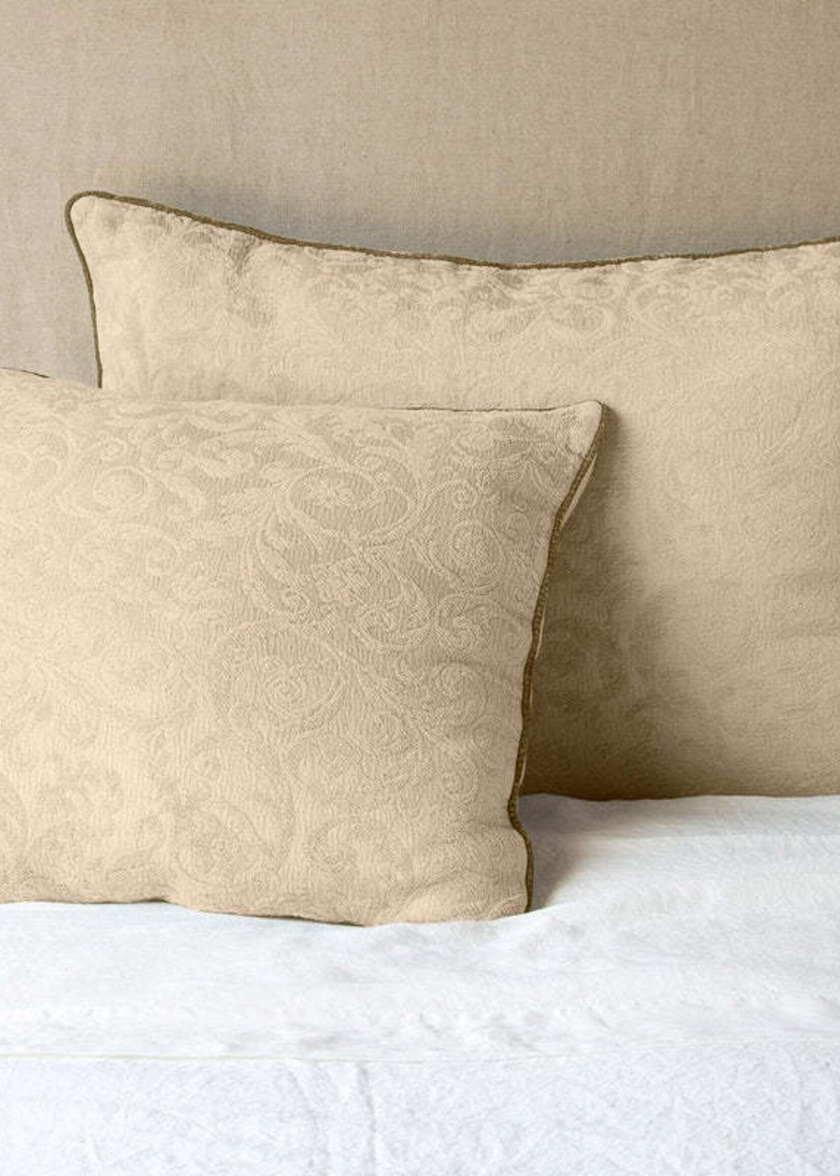Bella Notte Bella Notte Adele Euro Sham Honeycomb