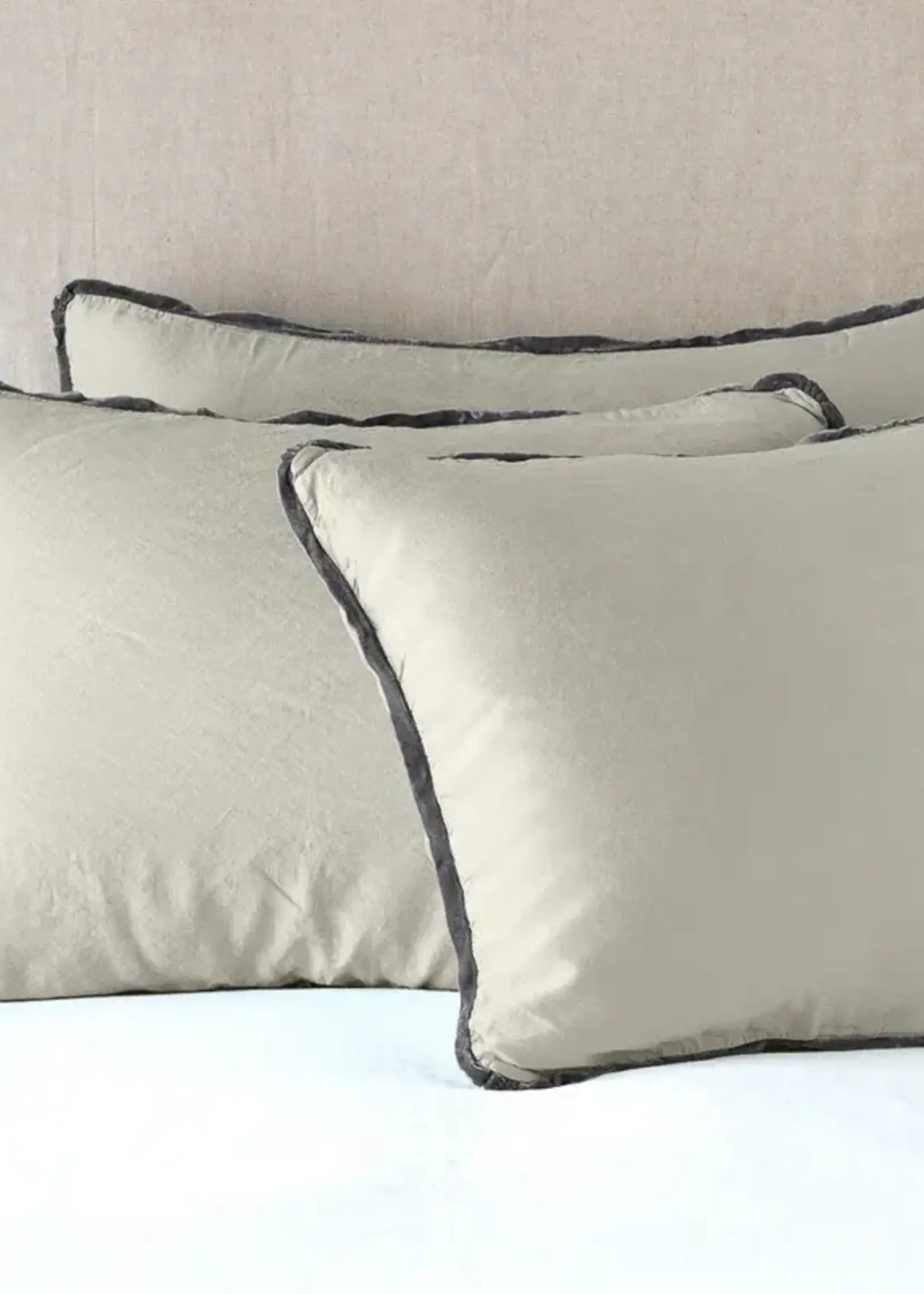 Bella Notte Bella Notte Paloma Euro Sham Moonlight