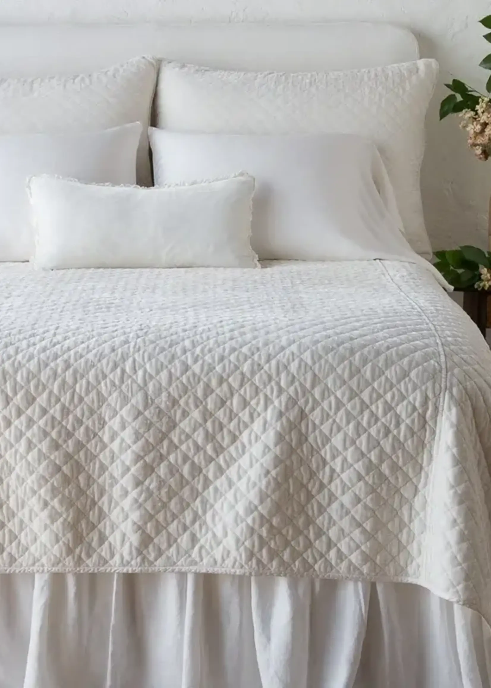 Bella Notte Bella Notte Queen Silk Velvet Quilted Coverlet Winter White