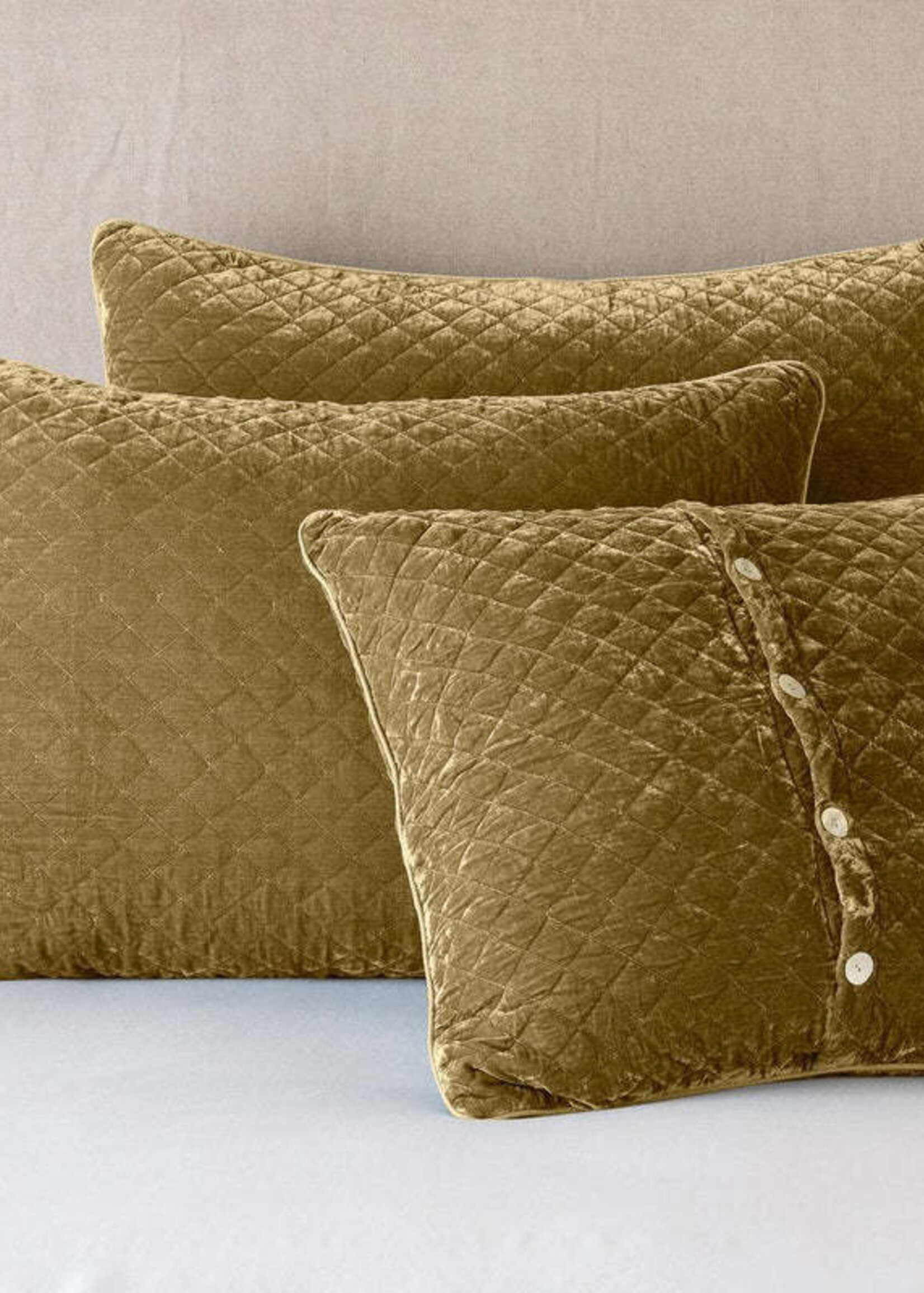 Bella Notte Bella Notte Silk Velvet Quilted Deluxe Sham Honeycomb